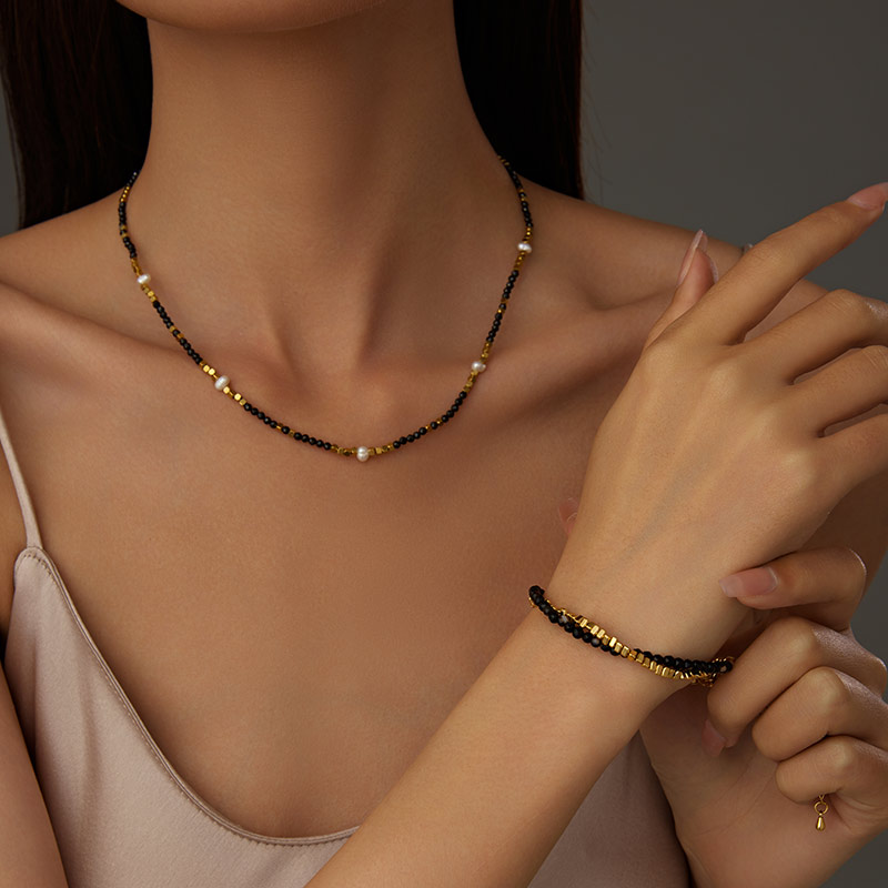 Personalized Custom Design Black Gold Bracelet Necklace Factory B2310