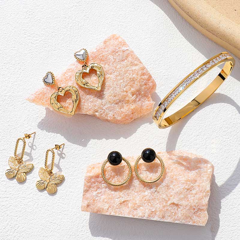 Custom Heart-Shaped Butterfly Black Ball Earrings, Gold Diamond Bracelet E1191