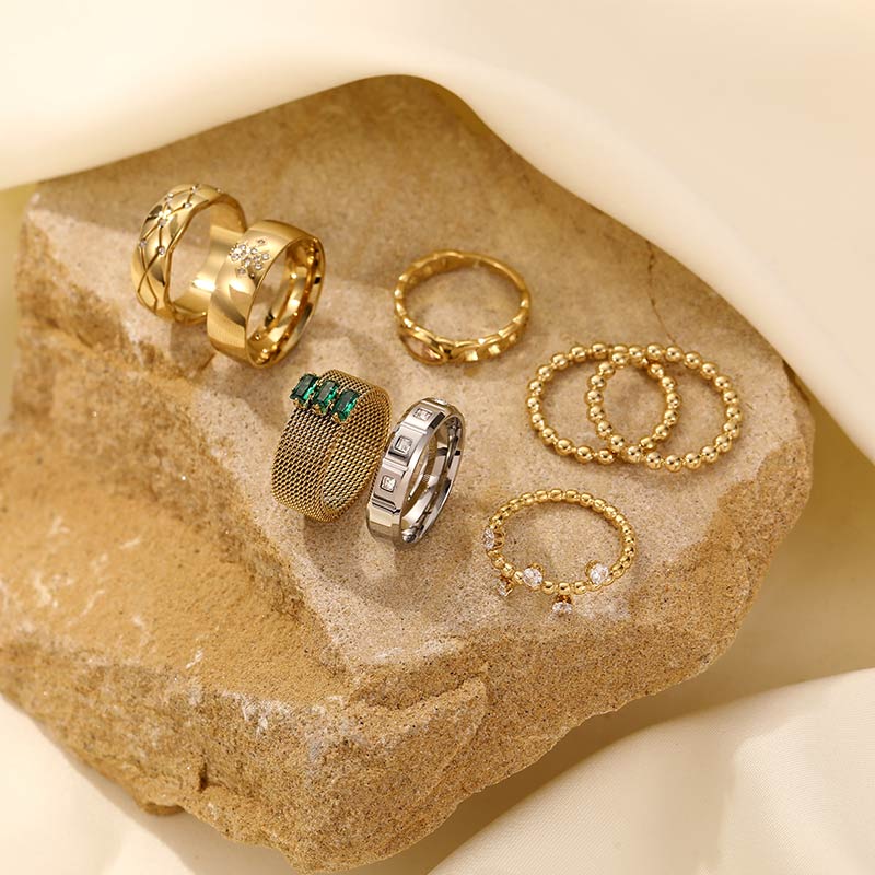 ODM OEM Price Gold Round Pearl Square Rings Factory R673
