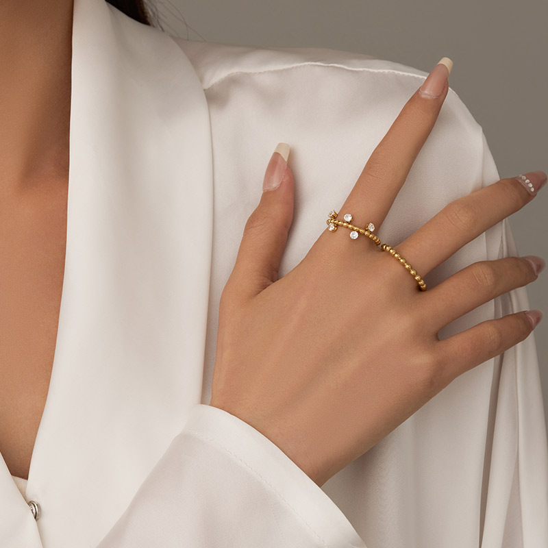 ODM OEM Price Gold Round Pearl Square Rings Factory R673