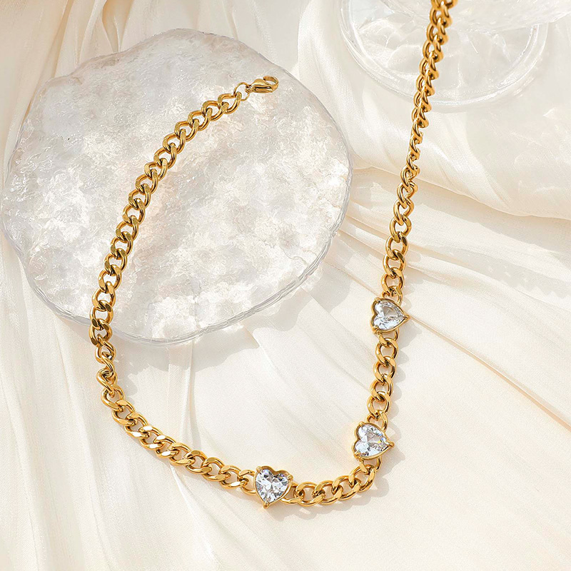 New Arrival 2023 Fashion Heart Zircon Gold Stainless Steel Necklace