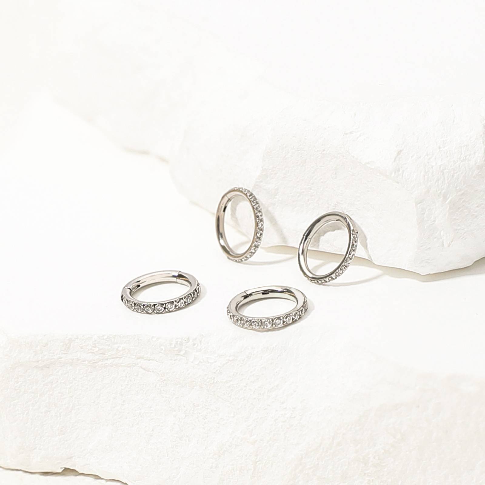 Custom Shiny Piercing Titanium Hoop Earrings Different Sizes Zircon Body Jewelry