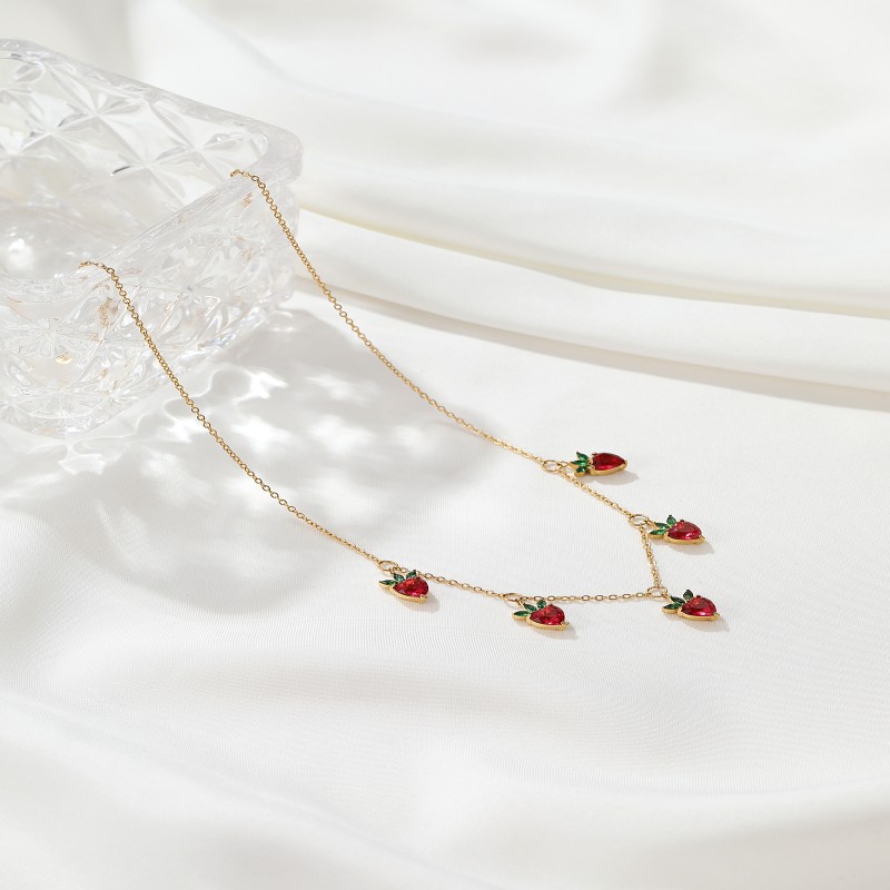 Cute 18k Gold Plated Zircon Dainty Necklaces Strawberry Fruit Pendant Charm Jewelry