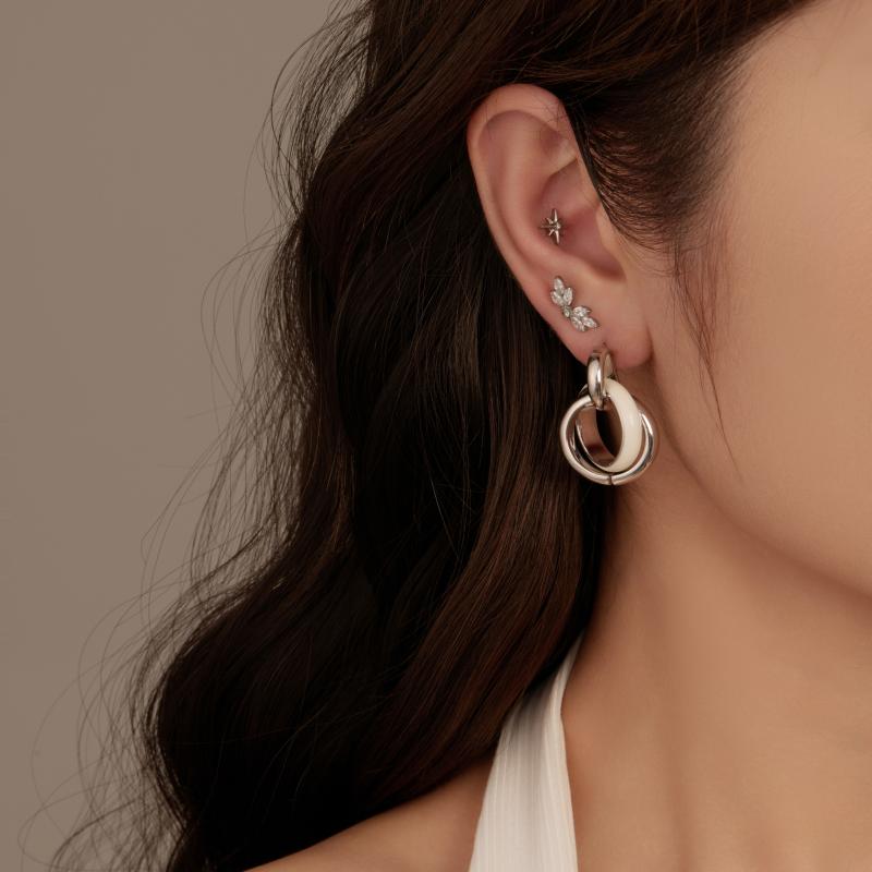 Hypoallergenic wing star shaped stud earrings