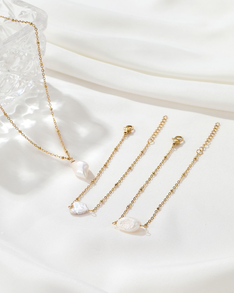 Personalized heart shape pearl bracelet necklace